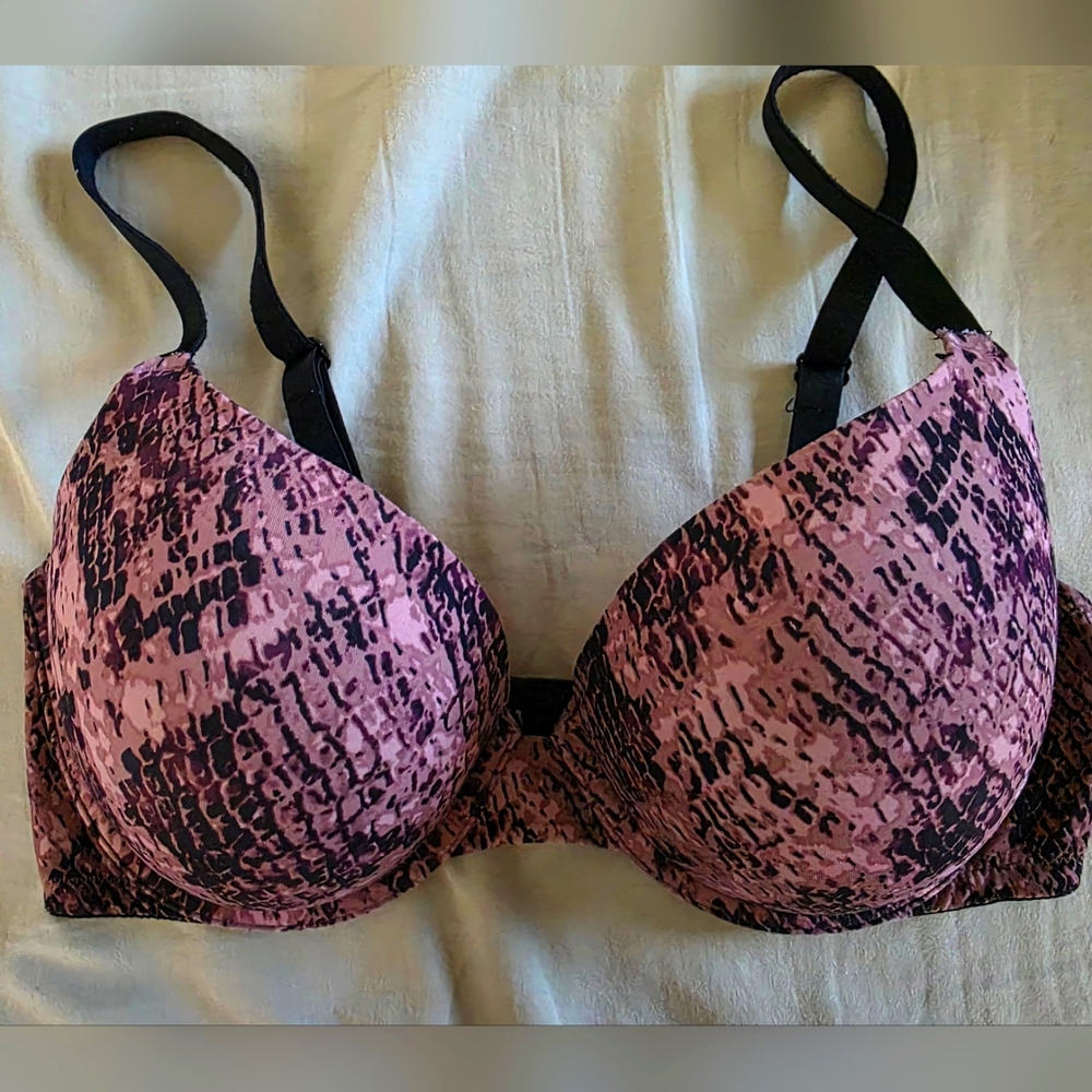 Victorias Secret Pink Push Up Bra